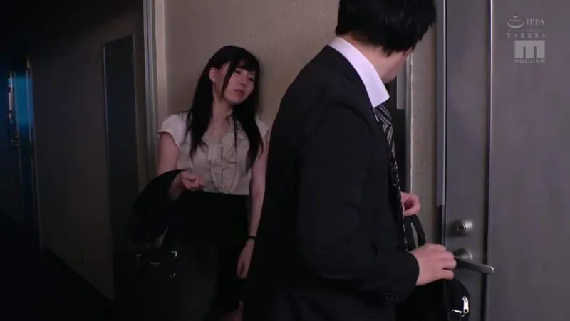 Người vợ nhà kề bên nhận nhầm tôi là chồng trong một hôm say xỉn