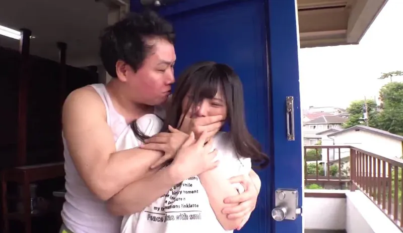 Tình đầu của tôi đã bị gã cạnh nhà chịch tơi tả