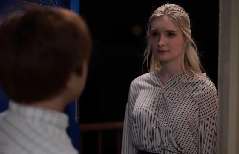 Cô đơn nơi xứ lạ với chồng già, bà xã tây được anh nhà kế bên an ủi