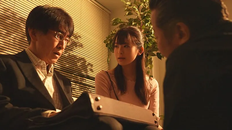 ông xã vay nợ xã hội đen, bà xã phải bán thân để trả nợ